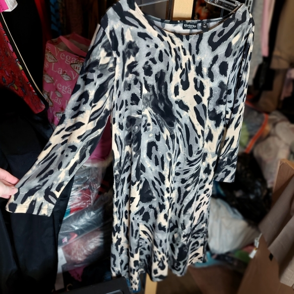 Effortless Style • animal print slip on pullover dress sheath gray career medium - Picture 16 of 16